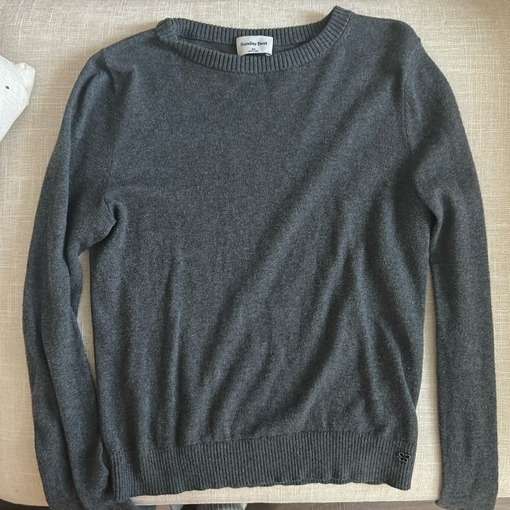 Aritzia Sunday best sweater